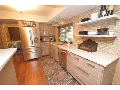 For Sale: 5301 Franklin Rdg West Bloomfield, MI 48322