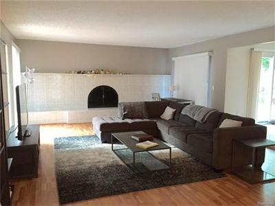2772 Peterboro West Bloomfield, MI 48323