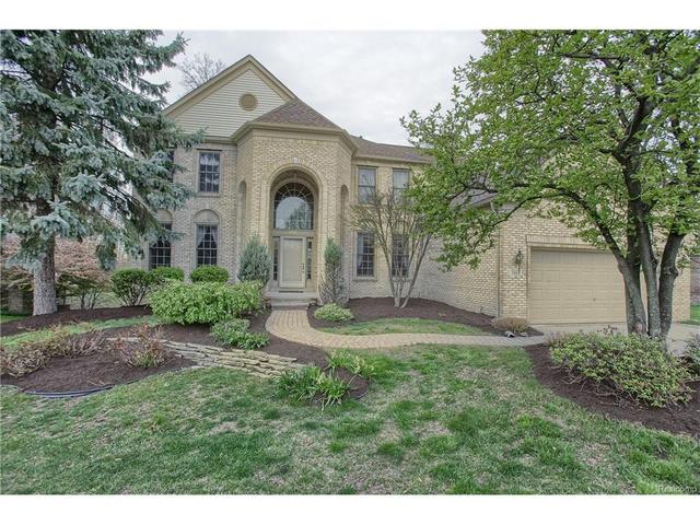 5874 Orchard Woods Dr