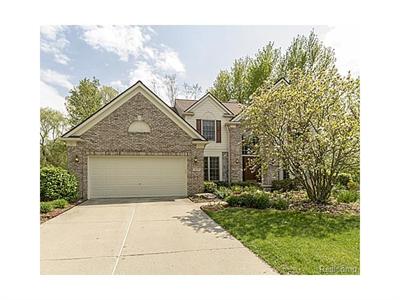 For Sale: 4979 Arbor Crse West Bloomfield, MI 48324
