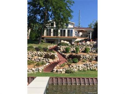 7895 Locklin