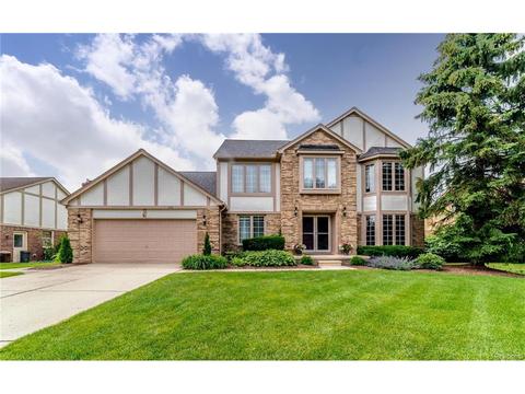 3657 Hollenshade Dr