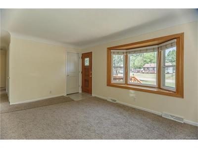 For Sale: 7161 Wedworth Waterford, MI 48327