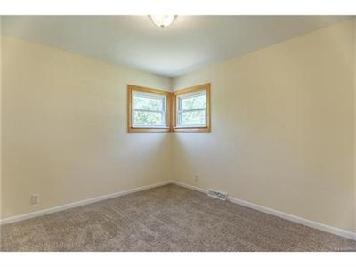 For Sale: 7161 Wedworth Waterford, MI 48327