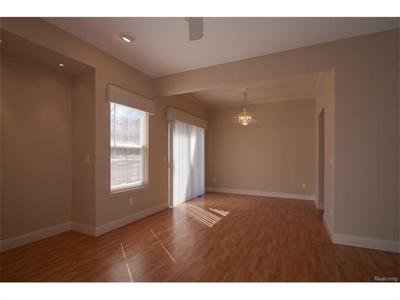 3190 Brookside Waterford, MI 48328