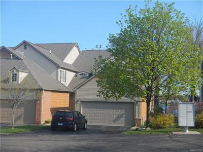 For Sale: 3106 Bay Front Crse Waterford, MI 48328