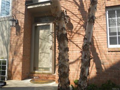 For Sale: 3106 Bay Front Crse Waterford, MI 48328