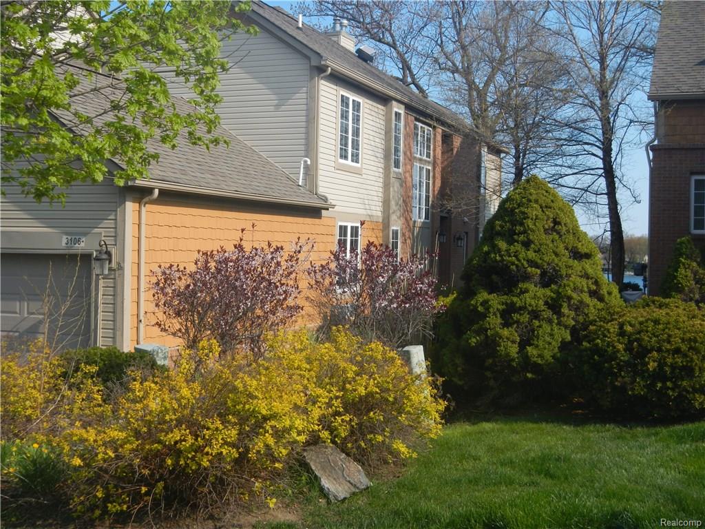 For Sale: 3106 Bay Front Ct Waterford, MI 48328
