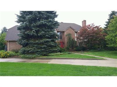 34167 Lyncroft Ct