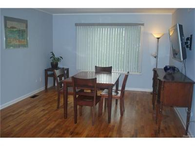 For Sale: 24109 S Duncan Cir Farmington, MI 48336