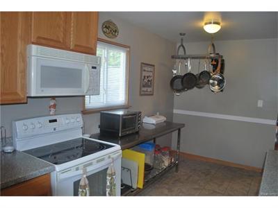 For Sale: 24109 S Duncan Cir Farmington, MI 48336