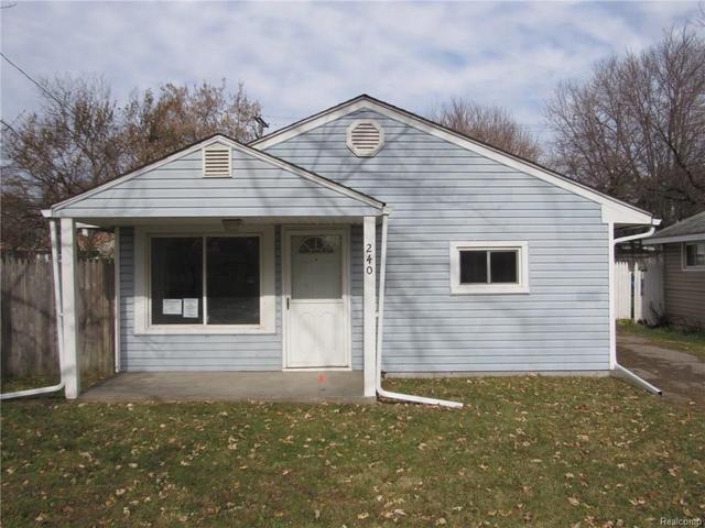 583 E Kennett Rd