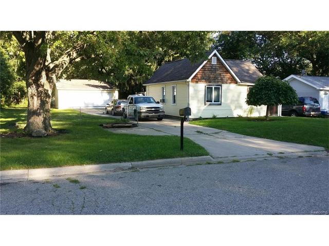 583 E Kennett Rd