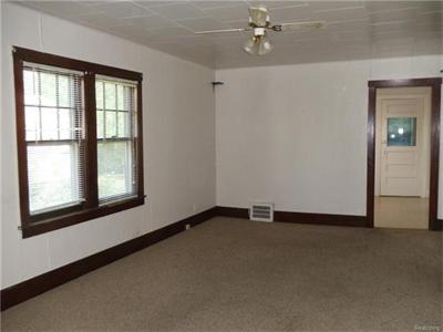 For Sale: 67 W Strathmore Pontiac, MI 48340