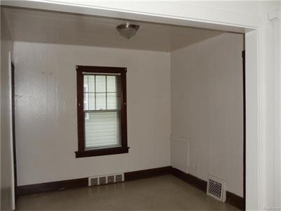 For Sale: 67 W Strathmore Pontiac, MI 48340