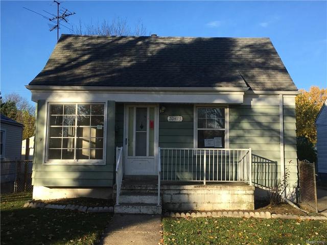 592 Peacock Ave