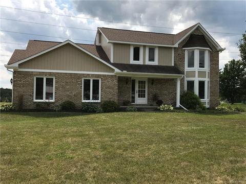 6303 Golf View Dr