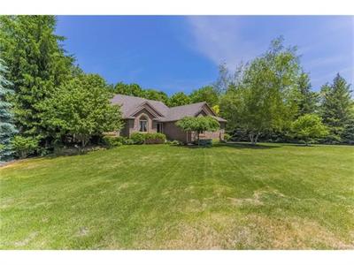 For Sale: 7690 Deerhill Clarkston, MI 48346