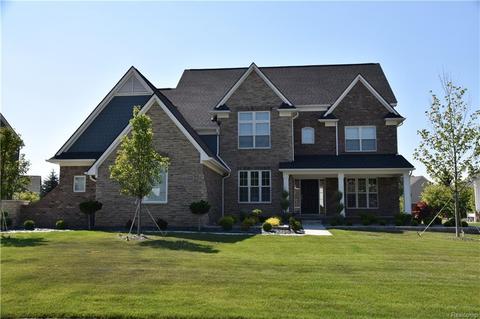 6823 Oakhurst Ridge Rd