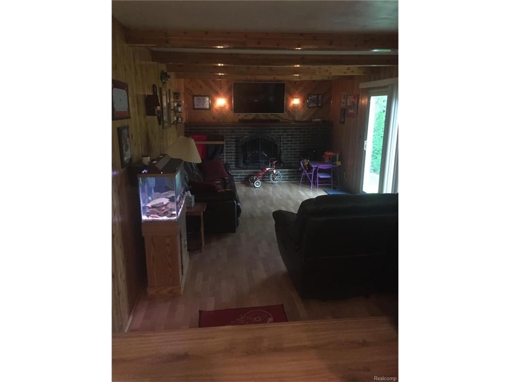 3801 Tara Dr