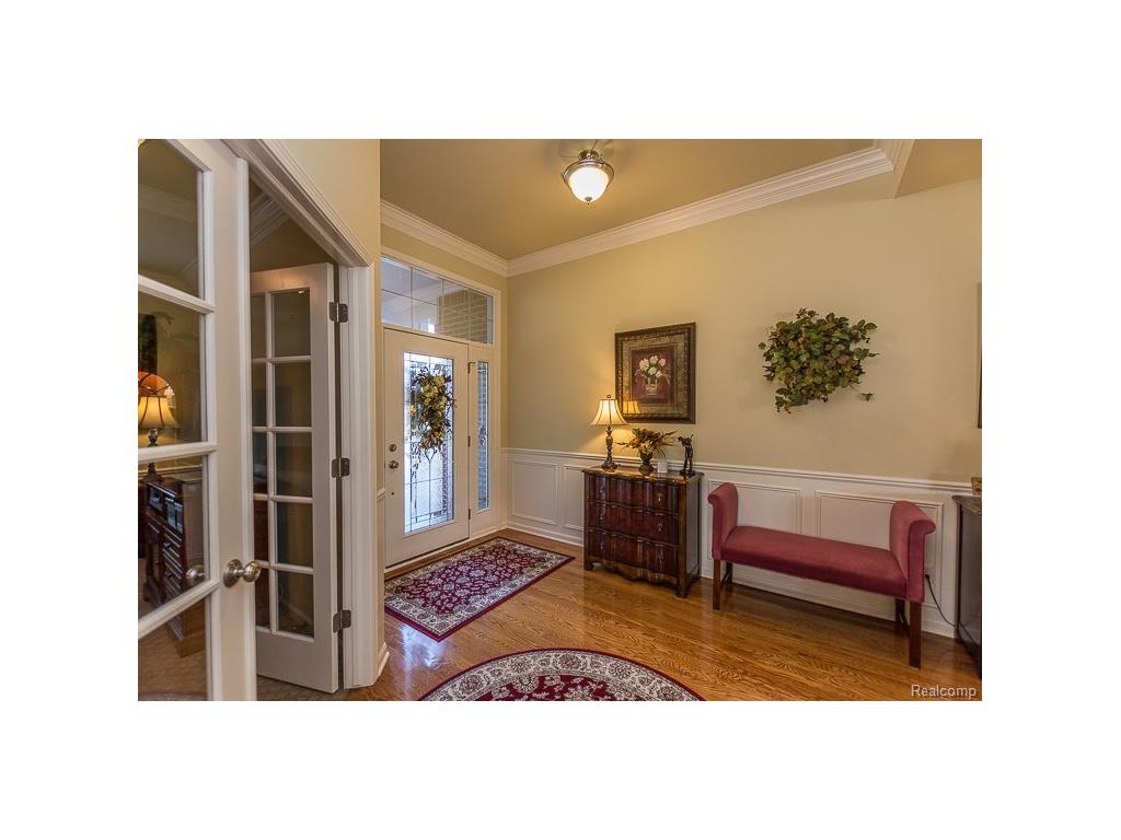 333 Asbury Ct #14