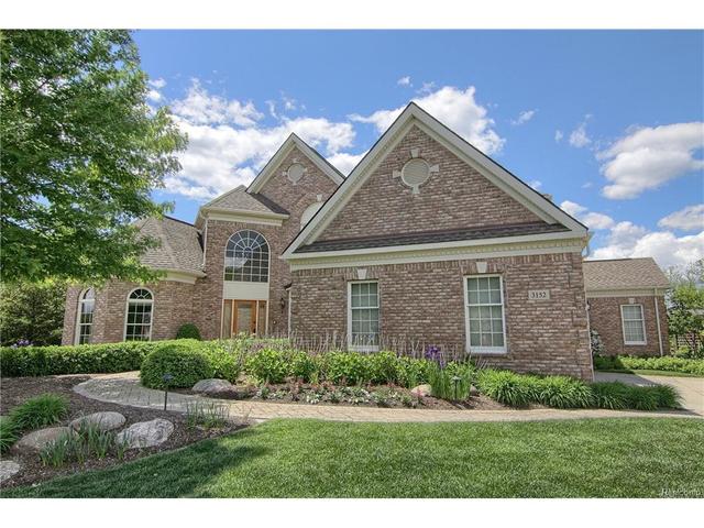 3871 White Tail Dr