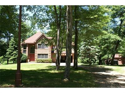 For Sale: 2945 Birch Grove Crse Oxford, MI 48370