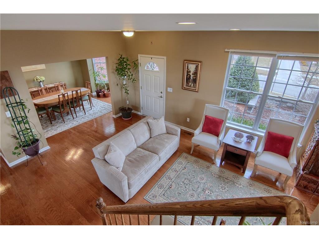 650 Sanders Rd