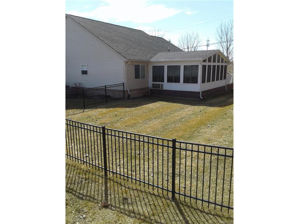 203 Beaumont Ct