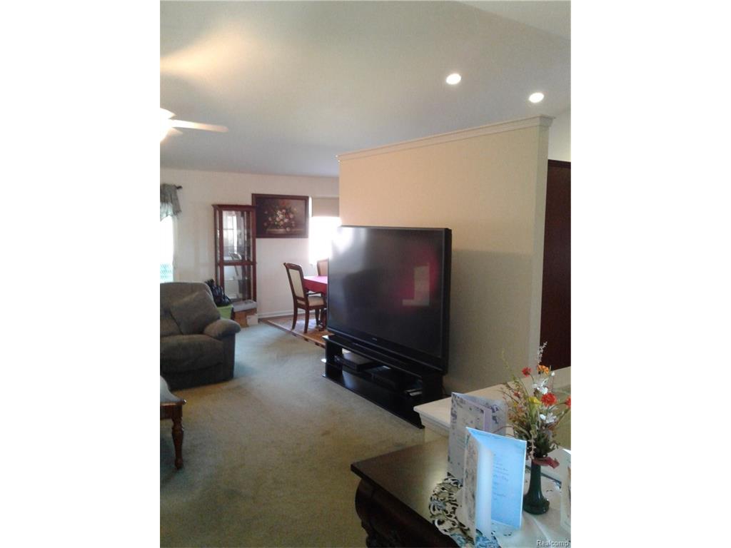 203 Beaumont Ct