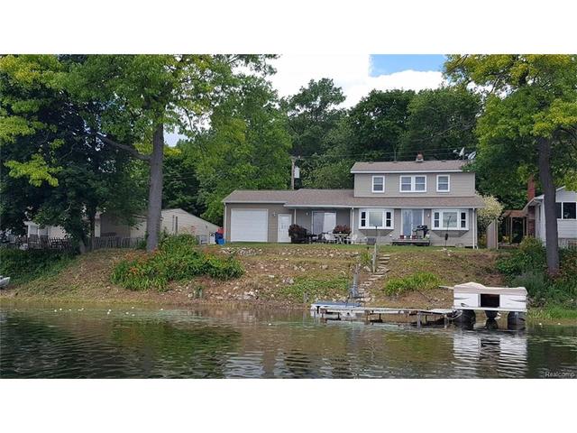 5195 Mattawa Dr