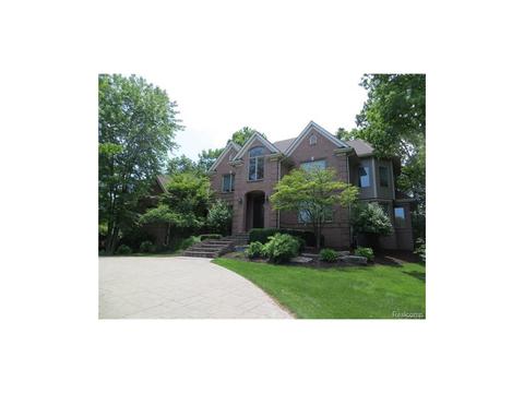 1600 Royal Birkdale Dr