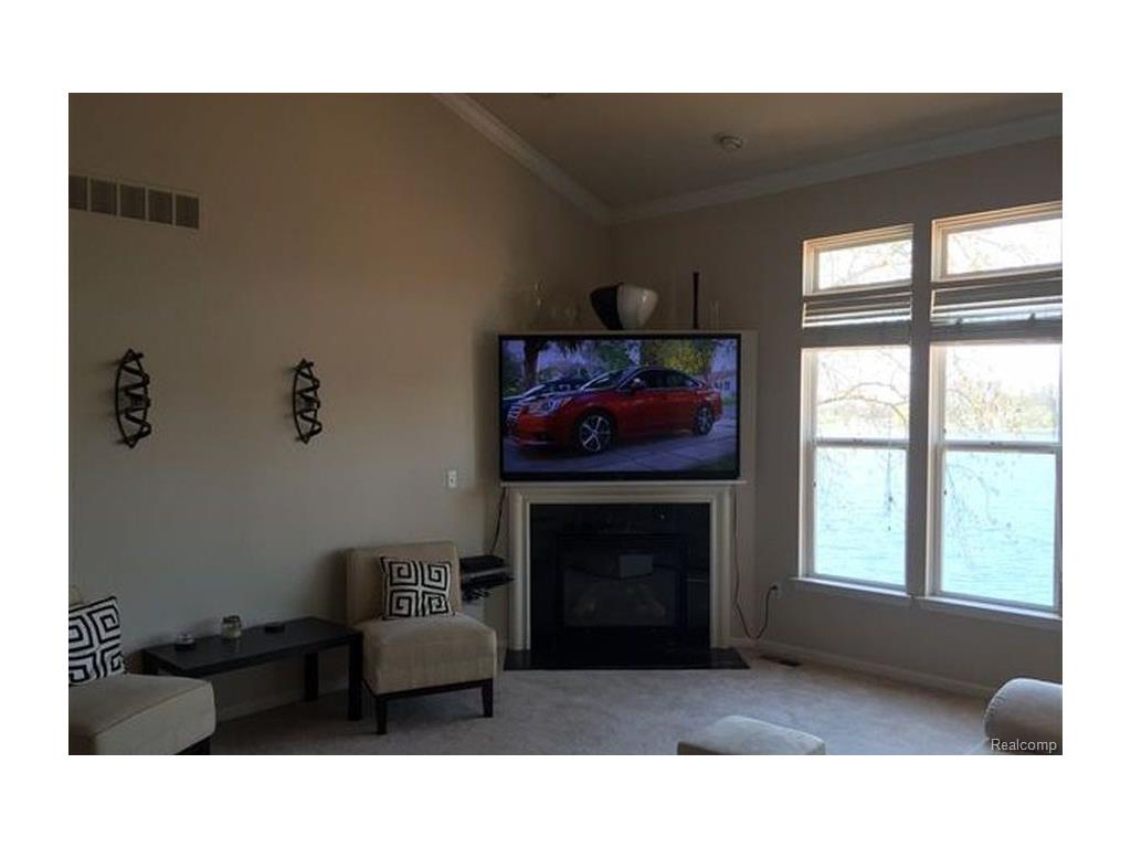 951 Stony Lake Ct