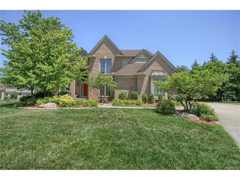 24132 Westmont Dr