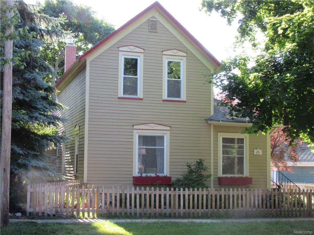 For Sale: 324 East St Milford, MI 48381