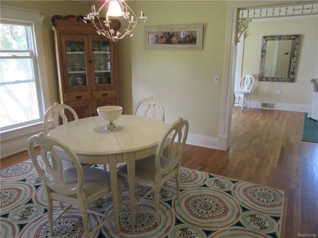 For Sale: 324 East St Milford, MI 48381
