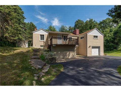 5320 Dillon Dr