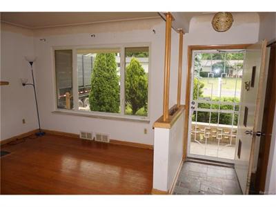 For Sale: 8093 Kenwick White Lake, MI 48386