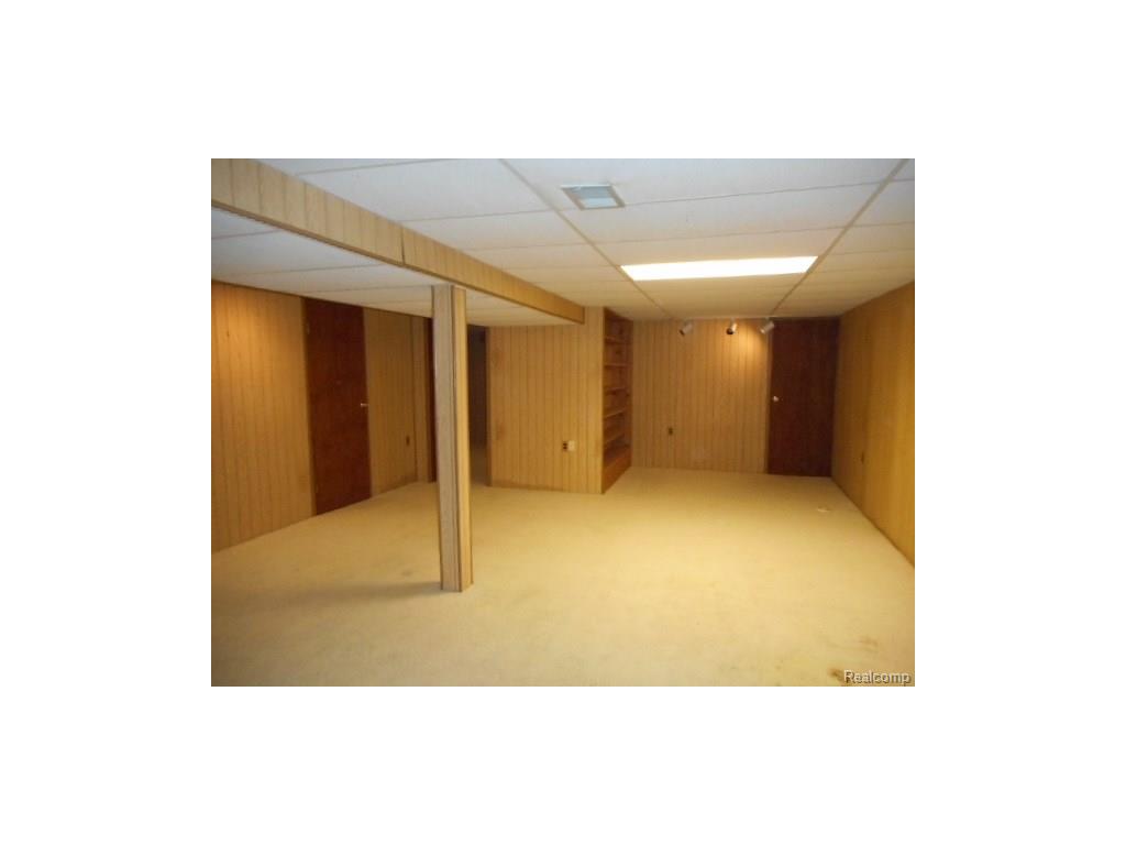 1501 Dover Hl N