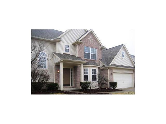 2113 Maplehurst Dr