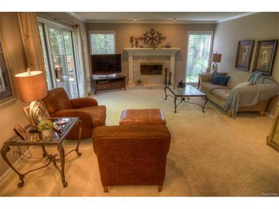 1563 Forest Bay Crse Wixom, MI 48393