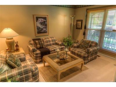 1563 Forest Bay Crse Wixom, MI 48393