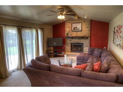 2310 Chief Wixom, MI 48393