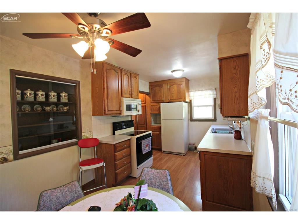 13665 Tuscola
