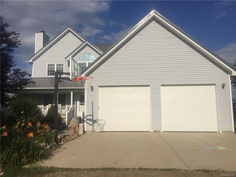 225 N Doran Rd