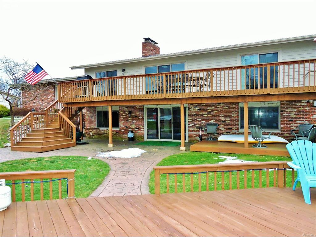 1190 N Hickory Ridge Trl
