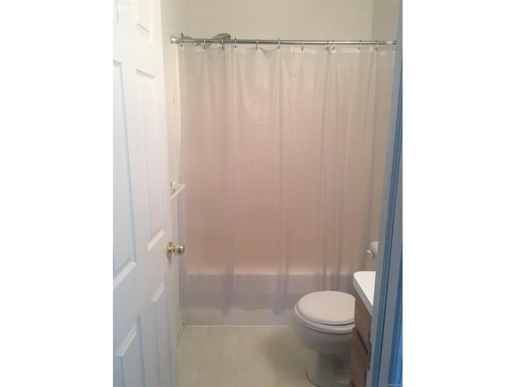 921 Worchester Dr