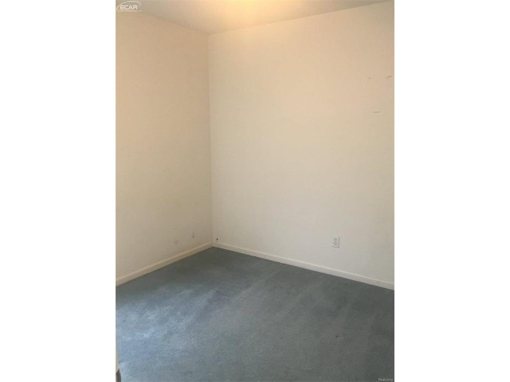 921 Worchester Dr