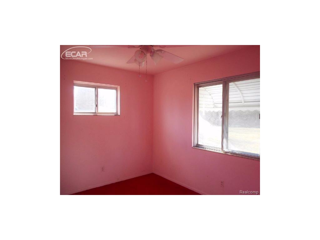 508 Deland Rd