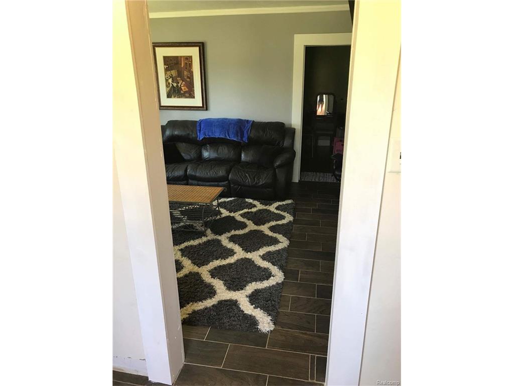 307 Sunnyside Dr